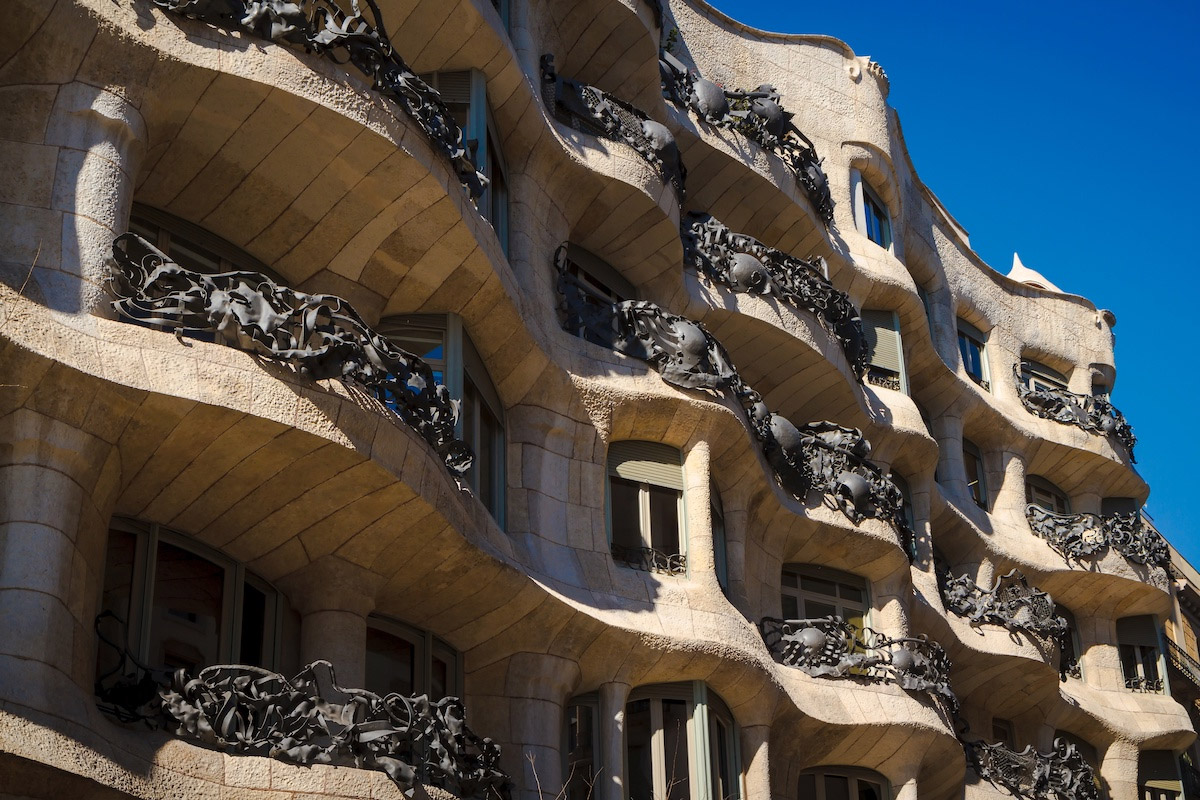 Antoni Gaudi: Tο πρόσωπο της αρχιτεκτονικής και του μοντερνισμού