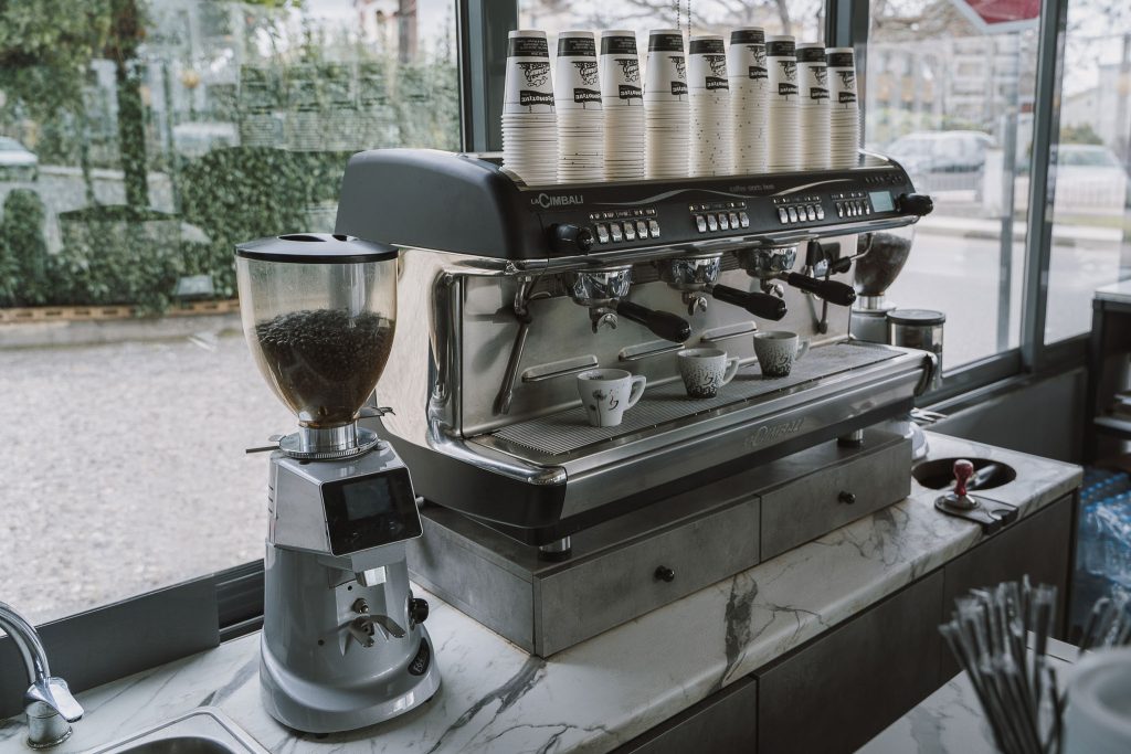 Coffee & Bar Experts: O Πύργος του καφέ (μέρος δεύτερο)
